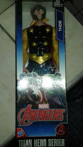 Boneco Thor Avengers Titan Hero Series