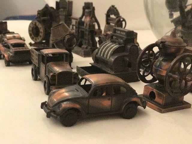 Coleção com 30 Apontadores Antigos + Pote Vidro