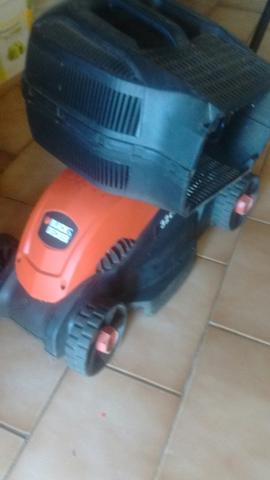 Cortador de Grama com recolhedor
