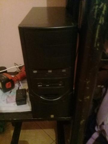 Cpu 320hd 2giga só 180 pra vim busca