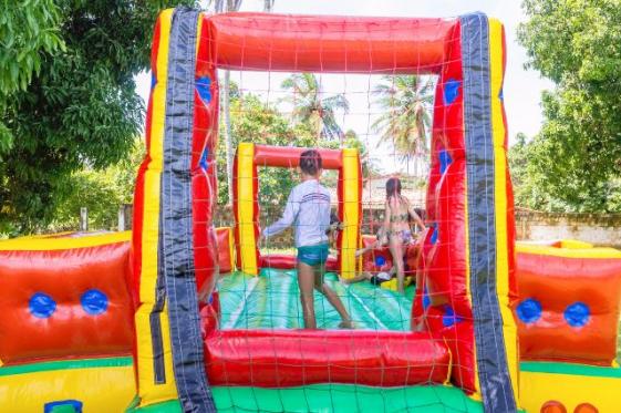 Futebol de Sabão + Cama Elástica R