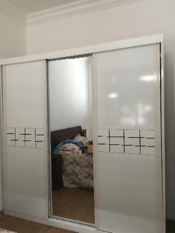 Armário roupas 3 portas com espelho