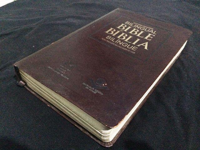 Bíblia Bilíngue - Port/Inglês