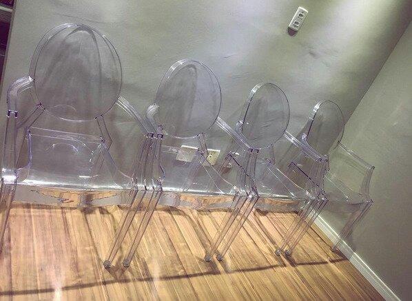 Cadeiras louis ghost