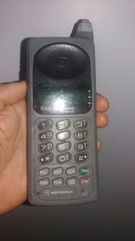 Celular Motorola década de 90