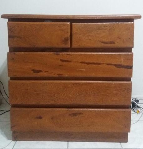 Cômoda de Gravatá(madeira maciça)