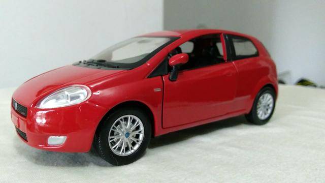Fiat Punto miniatura