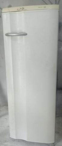Geladeira Electrolux 330 reais