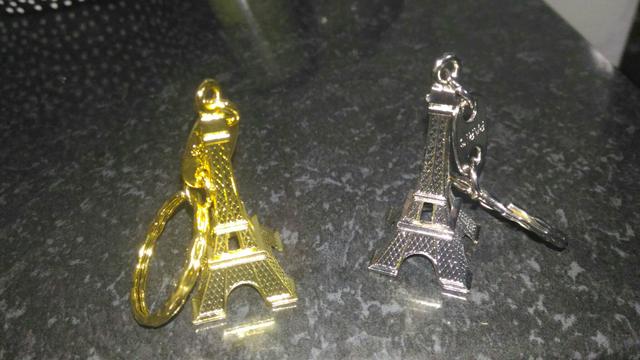 Lembranças da França mini chaveiro torre Eiffel coleção