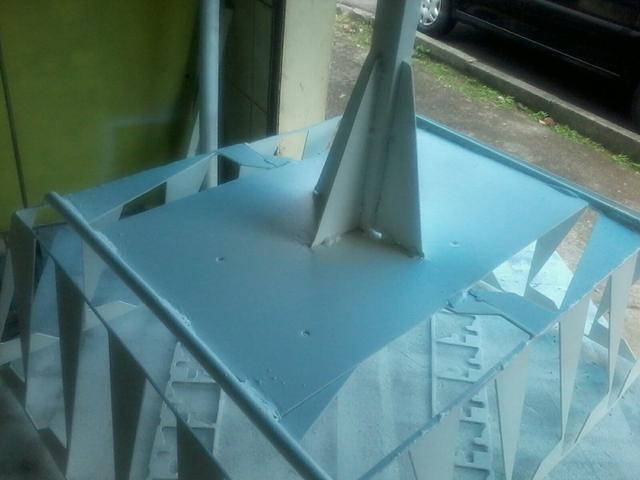 Lixeira de calçada / nova / fabricação própria