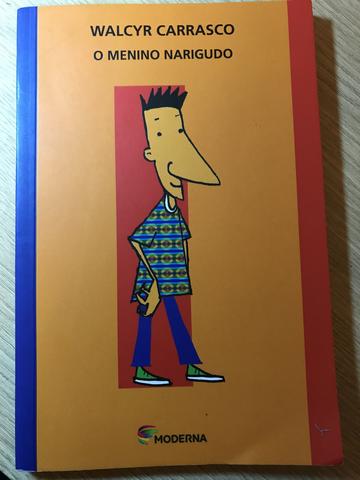 O menino narigudo