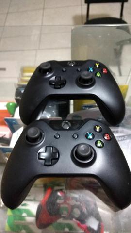 Controle Xbox one 170 cada