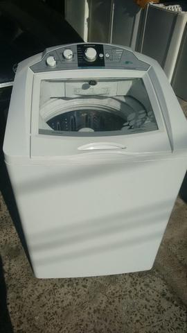 Lavadora de roupas GE 15 kg em ótimo estado