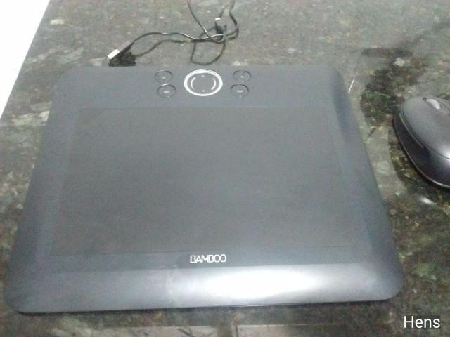 Mesa digitalizadora com mouse