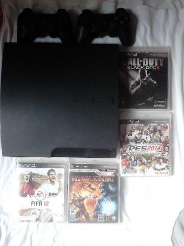 Ps3 com dois controles originais