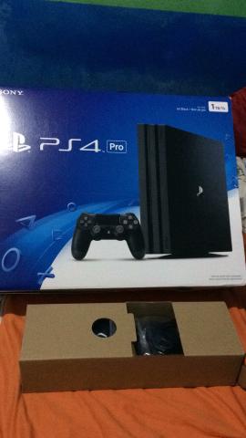 Ps4 PRO 4K 1tb de memória novo lacrado aceito cartão