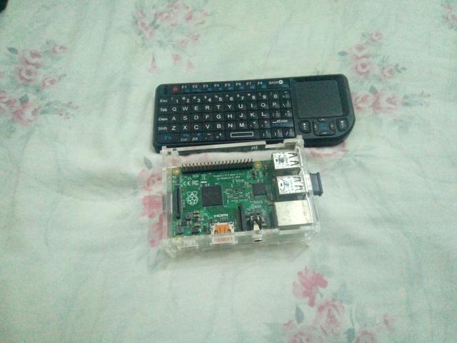 Raspberry Pi 2 B + Teclado Wireless