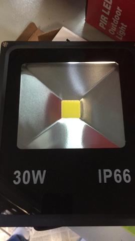 Refletores de led novo