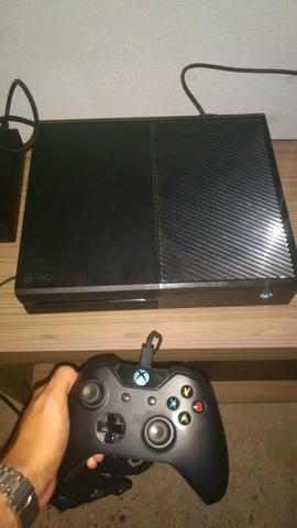 Xbox one HD de 500gb leia