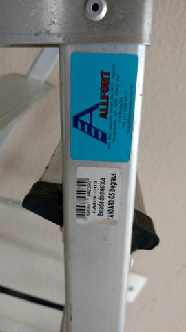 Escada Alumínio 5 degraus Allfort