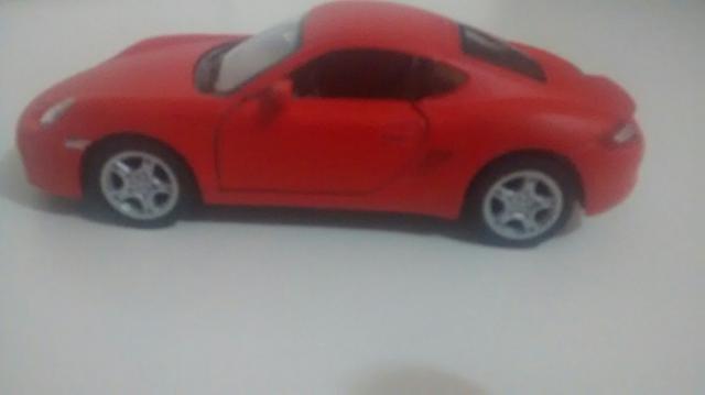Miniatura Porche Cayman