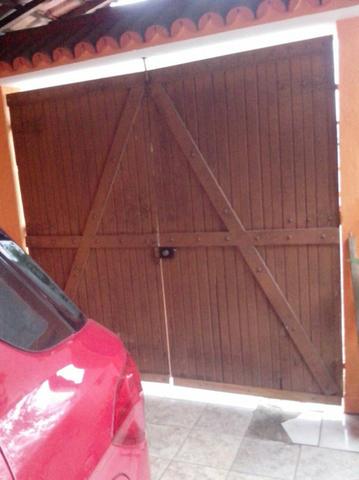 Portão de madeira(garagem)