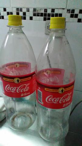 Vendo vasilhames da coca cola retornavel2litros
