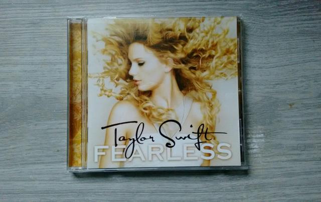CDs Taylor Swift