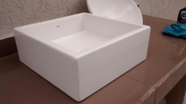 Cuba deca quadrada de mesa