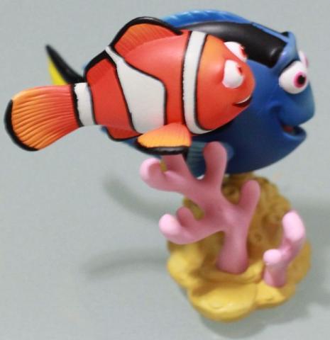 Dory e Marlin / Miniatura Procurando Nemo Disney Magical
