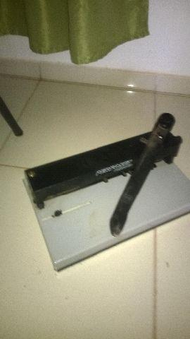 Encadernadora sem uso
