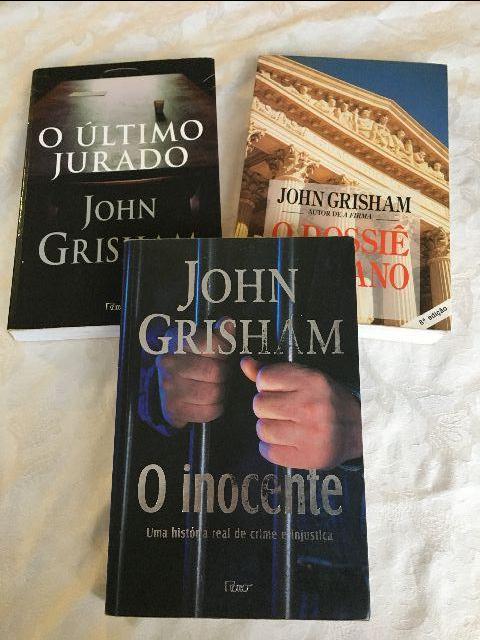 Kit com três livros John Grisham