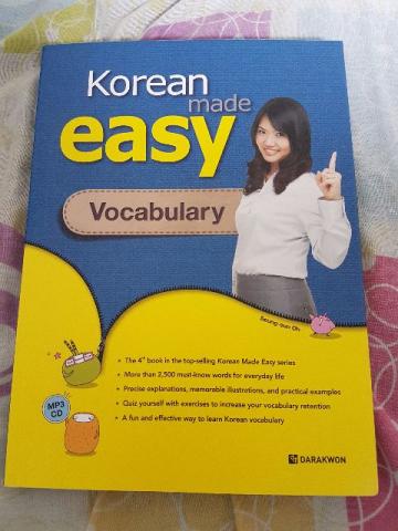 Livro de Coreano Korean Made Easy Vocabulary