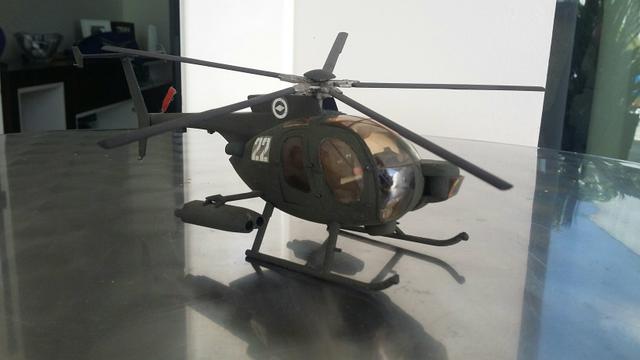 Miniatura plastimodelismo helicóptero Hughes