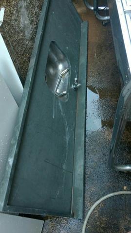 Pia de mármore grande