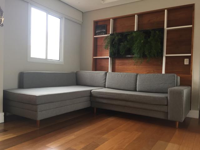 Sofá moderno em L