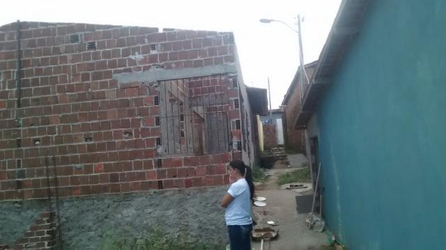 Casa em construção vendo
