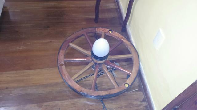 Lustre roda de carroça