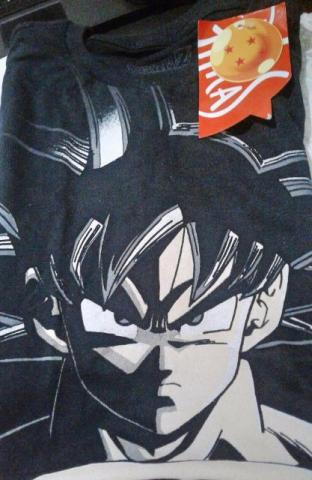 NOVA Camiseta Goku Ainda na etiqueta. (Piticas)
