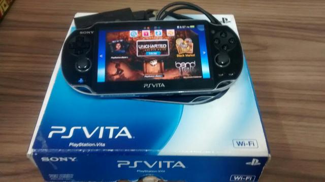 PS Vita + cartao 32gb + 01 jogo. Aceito game + volta