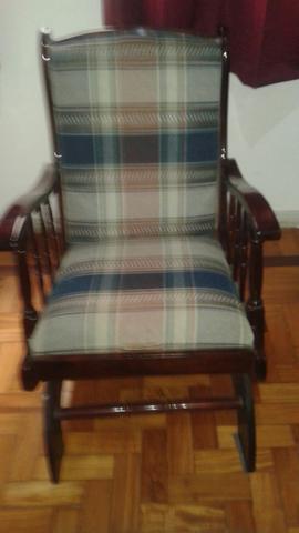 Vendo cadeira de balanço