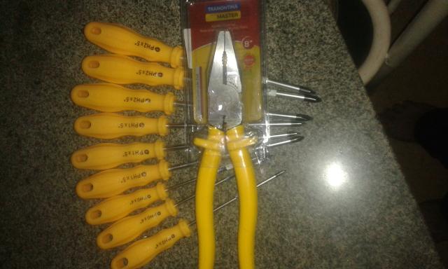 9 chaves philips mais 01 alicate universal novos