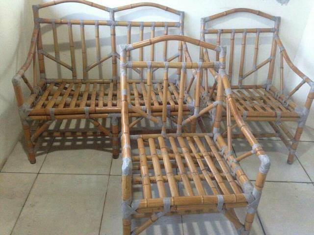 Conjunto de poltronas de bambu à venda