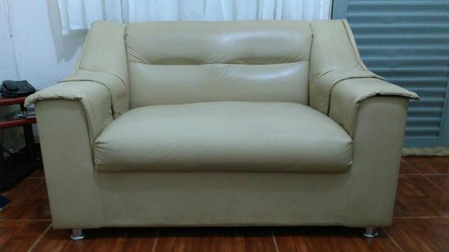 Sofá 2 lugares em excelente estado