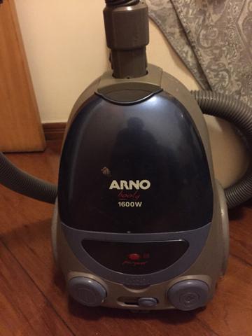 Aspirador de pó arno