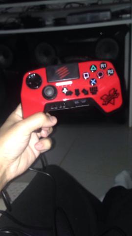 Controle street fighter edição limitada