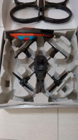Drone - Parrot Ar Drone 2.0
