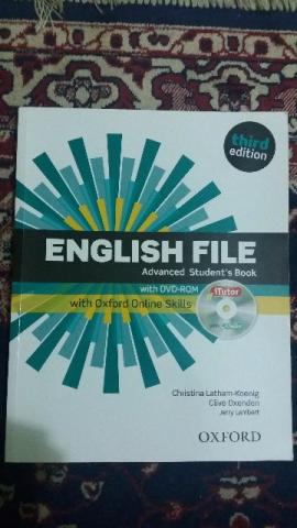 English File Advanced Student Book Itutor - Em perfeito
