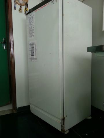 Geladeira por Frigobar