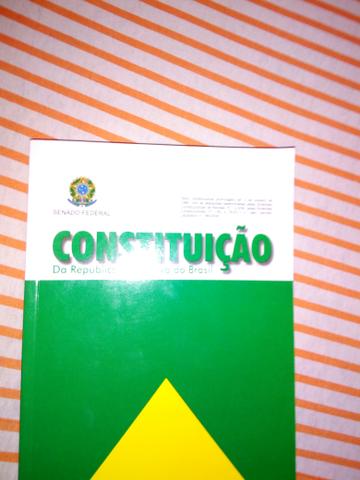 Livro da constituição da república federativa do Brasil